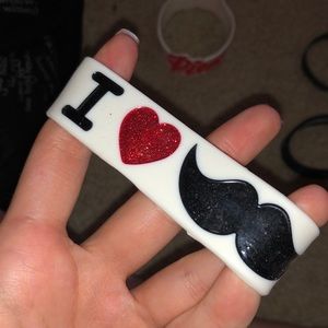 I heart mustaches bracelet